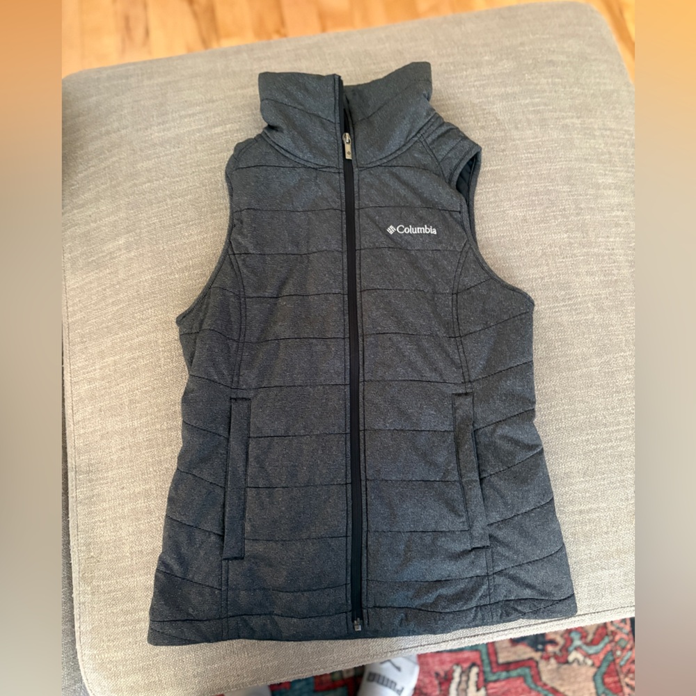 Columbia Grey Vest